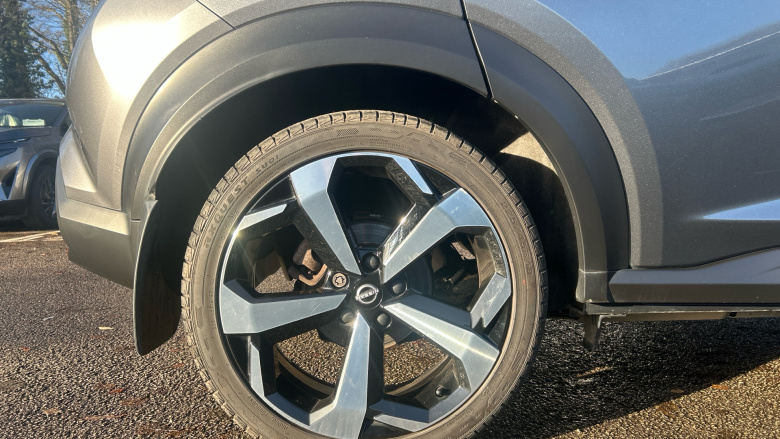 Nissan Juke 1.6 Hybrid Tekna 5dr Auto Hybrid Hatchback